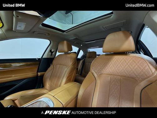 2016 BMW 750 i xDrive