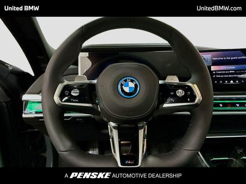 2026 BMW 750e i xDrive