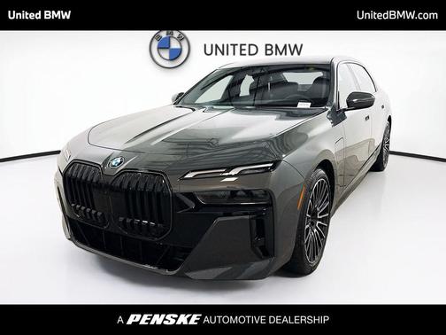 2026 BMW 750e i xDrive
