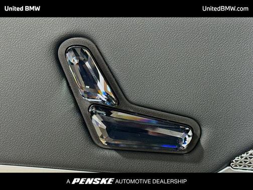 Brooklyn Grey Metallic 2026 BMW 740 740i