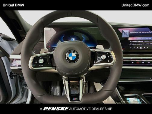 Brooklyn Grey Metallic 2026 BMW 740 740i