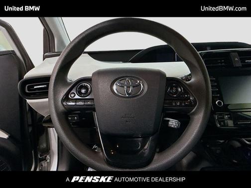 2020 Toyota Prius LE