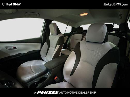 2020 Toyota Prius LE