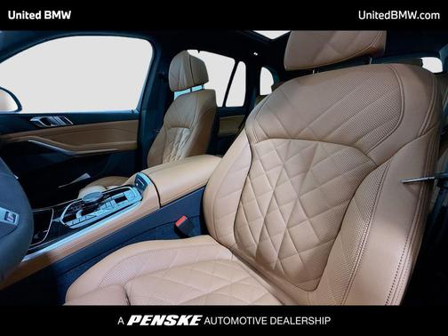 Carbon Black Metallic 2026 BMW X5 sDrive40i