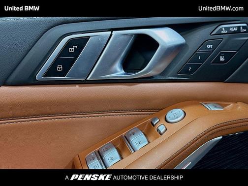 Dravit Grey Metallic 2024 BMW X7 xDrive40i