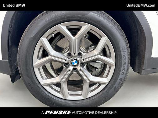 2023 BMW X4 xDrive30i