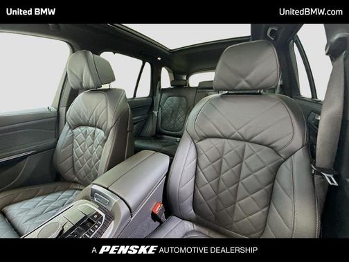 Mineral White Metallic 2026 BMW X5 xDrive40i