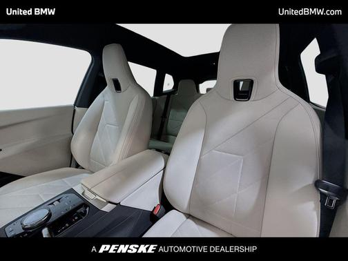 Mineral White Metallic 2024 BMW iX xDrive50