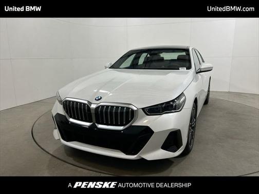 2025 BMW 530 i xDrive