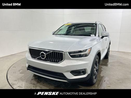 2022 Volvo XC40 T4 Inscription