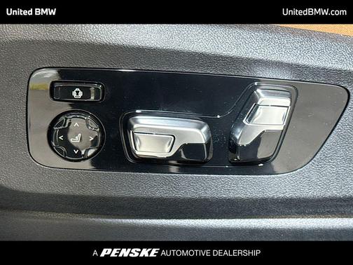 Tanzanite Blue II Metallic 2026 BMW X5 M60i