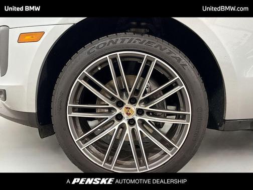 2020 Porsche Macan Base (PDK)