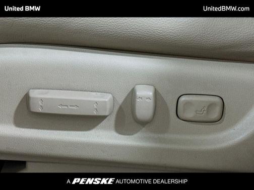 Diamond White Pearl 2017 Acura RDX Technology Package