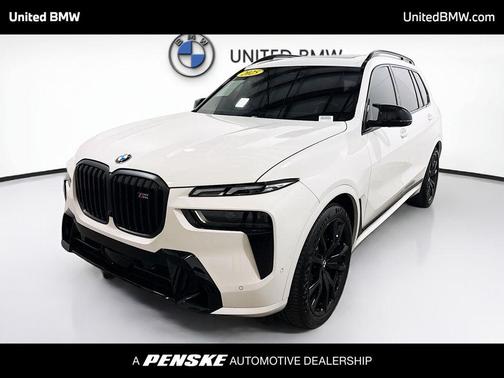 2025 BMW X7 M60i