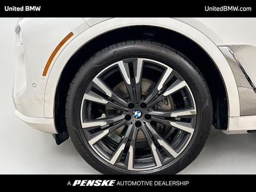 2024 BMW X7 xDrive40i
