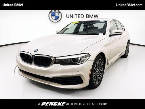 Alpine White 2019 BMW 540 540i