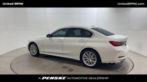 2024 BMW 330 i
