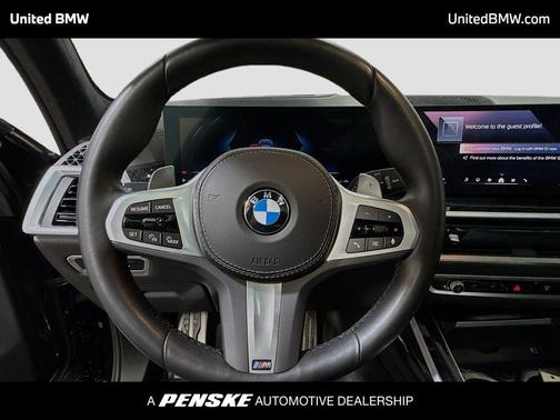 Black Sapphire Metallic 2024 BMW X7 xDrive40i