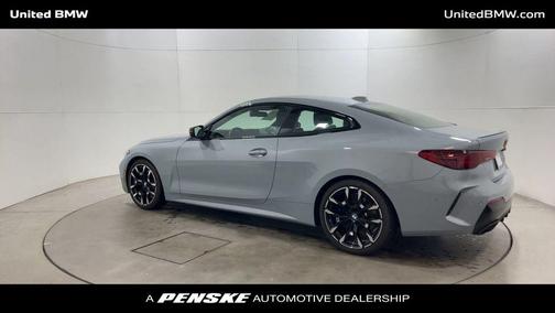 2025 BMW M440 i
