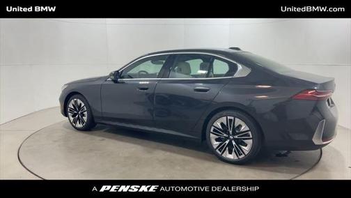 2025 BMW 530 i