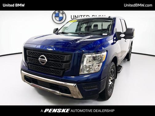 2021 Nissan Titan SV