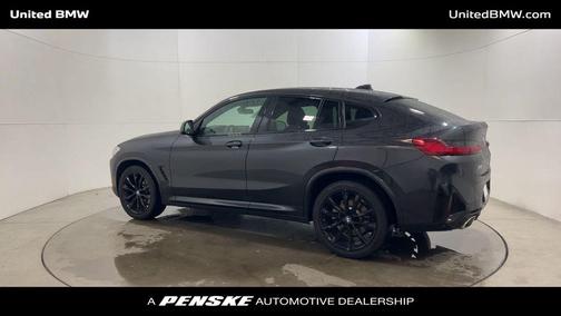 2022 BMW X4 xDrive30i