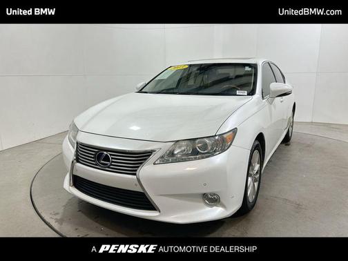 2013 Lexus ES 300h Base