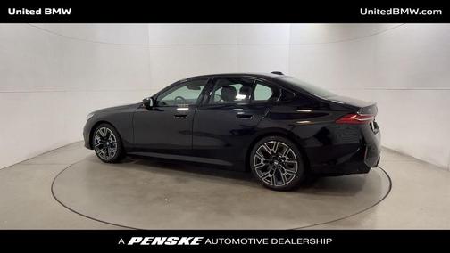 2025 BMW i5 M60