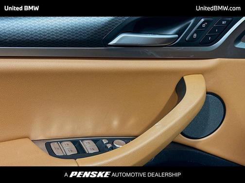 2023 BMW X4 xDrive30i