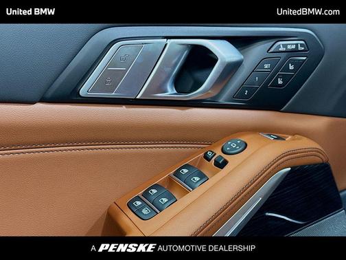 C4p 2027 BMW X7 xDrive40i