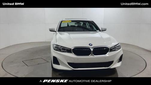2024 BMW 330 i
