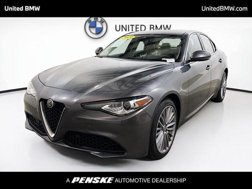 Vesuvio Gray Metallic 2019 Alfa Romeo Giulia Ti Lusso