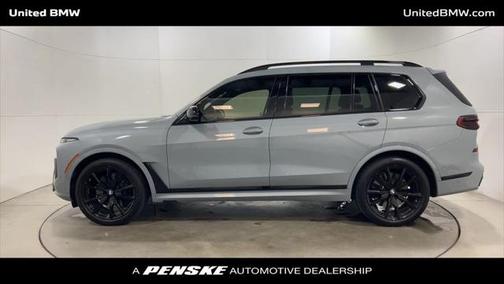 2024 BMW X7 M60i