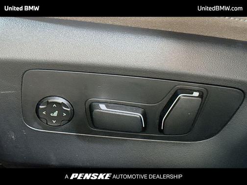 Green Metallic 2026 BMW 530 530i