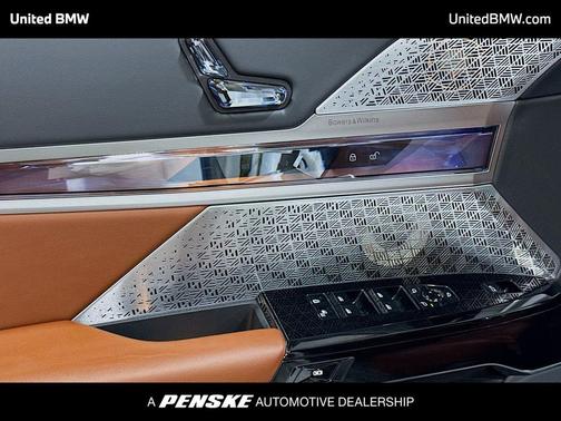 Mineral White Metallic 2025 BMW 760 xDrive