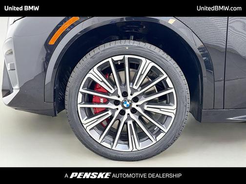 Black Sapphire Metallic 2026 BMW X2 xDrive28i