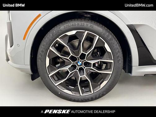 2026 BMW X7 M60i