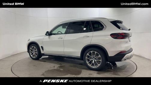 2026 BMW X5 PHEV xDrive50e
