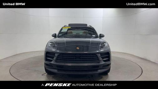 2020 Porsche Macan Base (PDK)