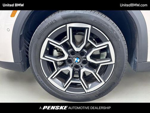 Gray Metallic 2026 BMW X2 xDrive28i