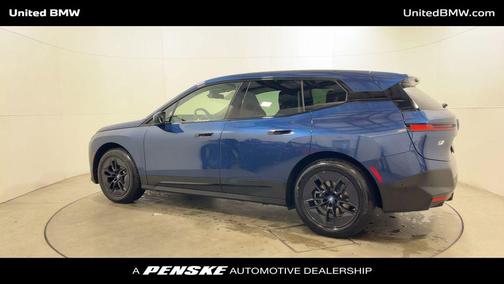 2025 BMW iX xDrive50