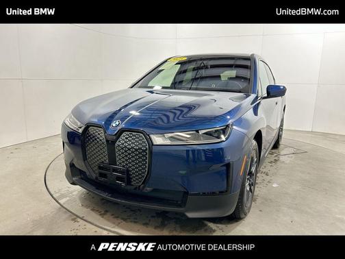 2025 BMW iX xDrive50