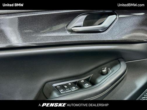 Bright White Clearcoat 2023 Jeep Grand Cherokee Altitude