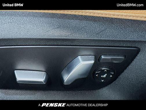 Dark Graphite Metallic 2022 BMW 530 i