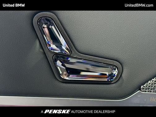 Black Sapphire Metallic 2026 BMW 740 740i