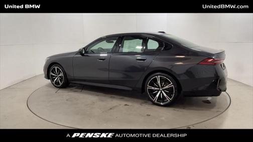 2025 BMW 530 i