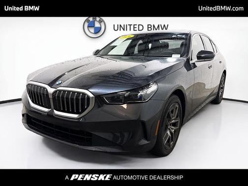 Dark Graphite 2026 BMW 530 530i