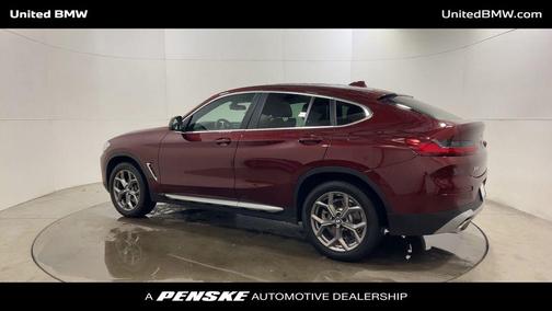 2025 BMW X4 xDrive30i