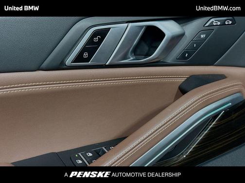 Manhattan Green Metallic 2024 BMW X6 xDrive40i