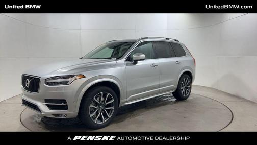 2019 Volvo XC90 T6 Momentum